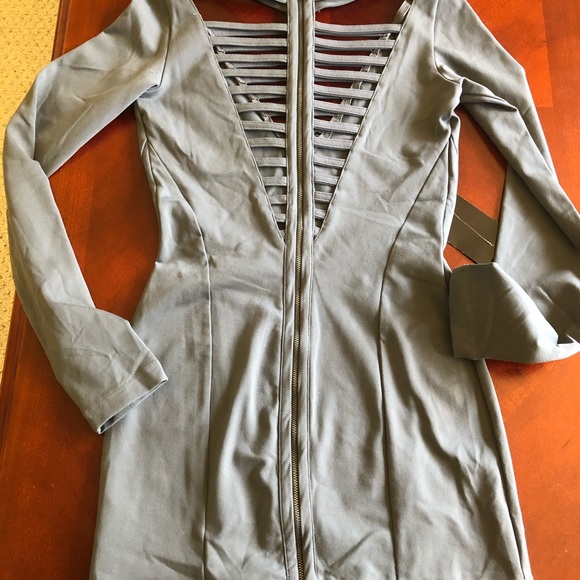 Dress - Picture 5 of 6